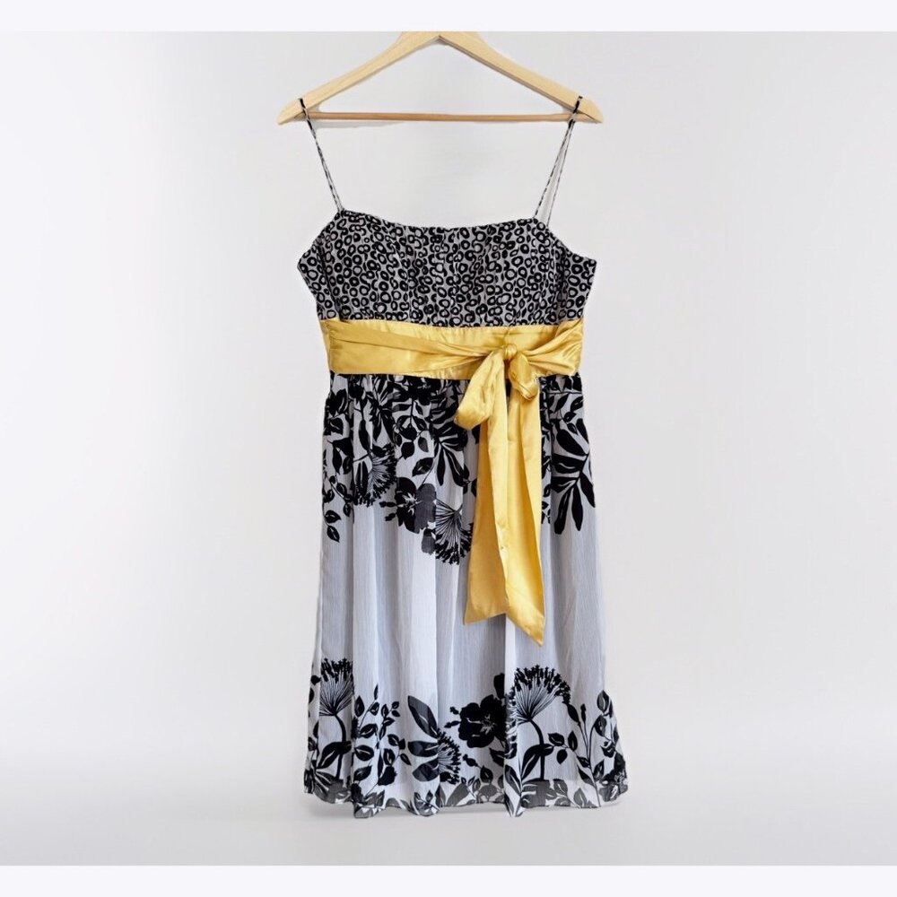 S.L. Fashions White Black Empire Waist Dress Medium (VTG 16) Yellow Sash Party